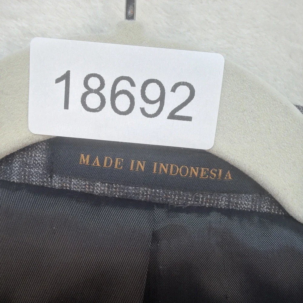 Jos A Bank Sport Coat 43R‎ Gray Plaid Wool Blazer Reserve Reda 1865